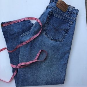 550 high waist mom jeans Levi’s